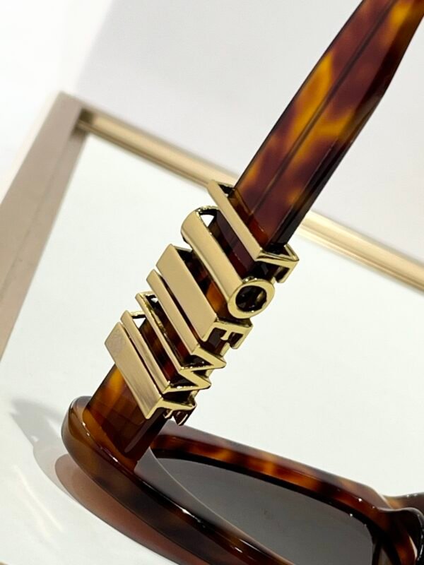 Loewe - Image 7