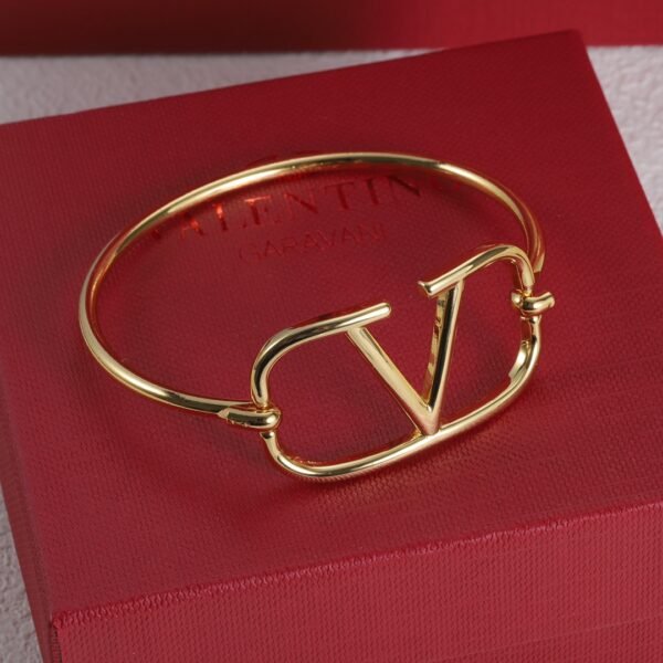 VELENTINO - Image 7