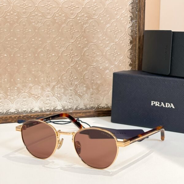 PRADA - Image 7