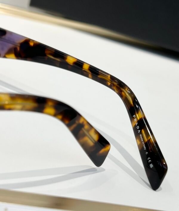 PRADA - Image 7