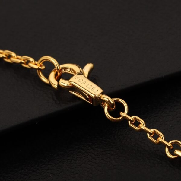 Celine - Image 7