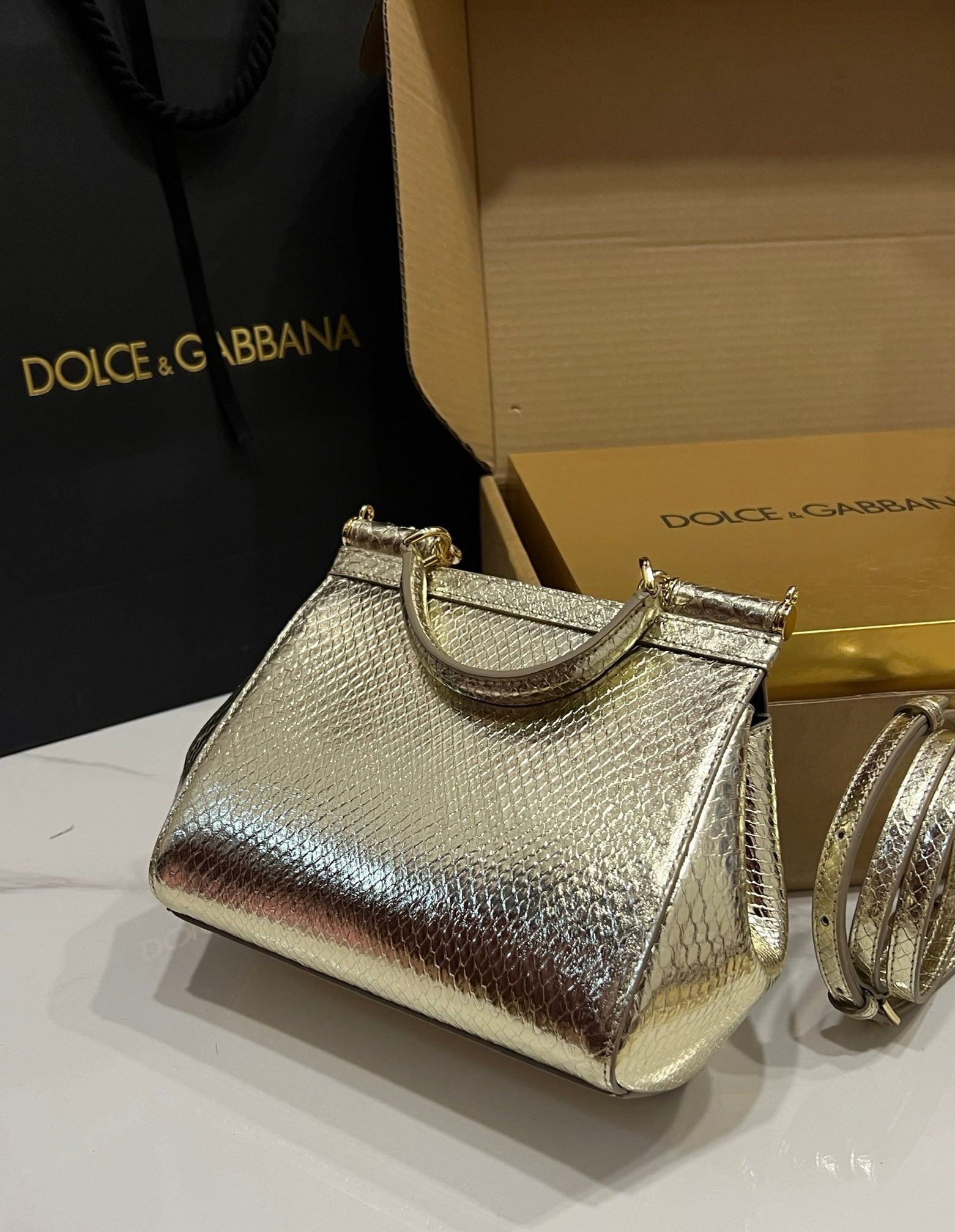 Dolce & Gabba - Image 2