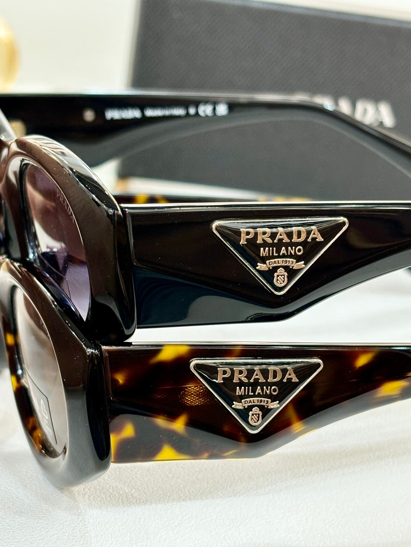 PRADA - Image 7