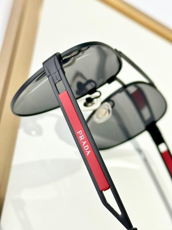 PRADA - Image 7