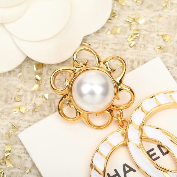 Chanel - Image 7