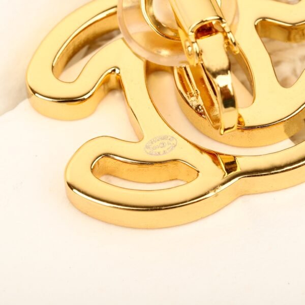 Chanel - Image 7