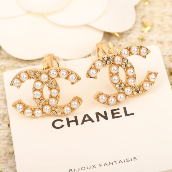 Chanel - Image 7