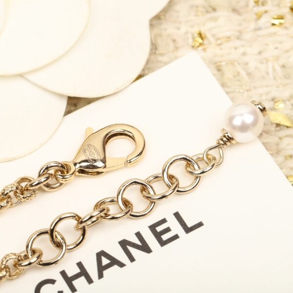 Chanel - Image 7
