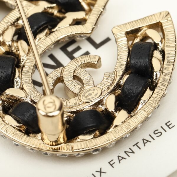 Chanel - Image 7