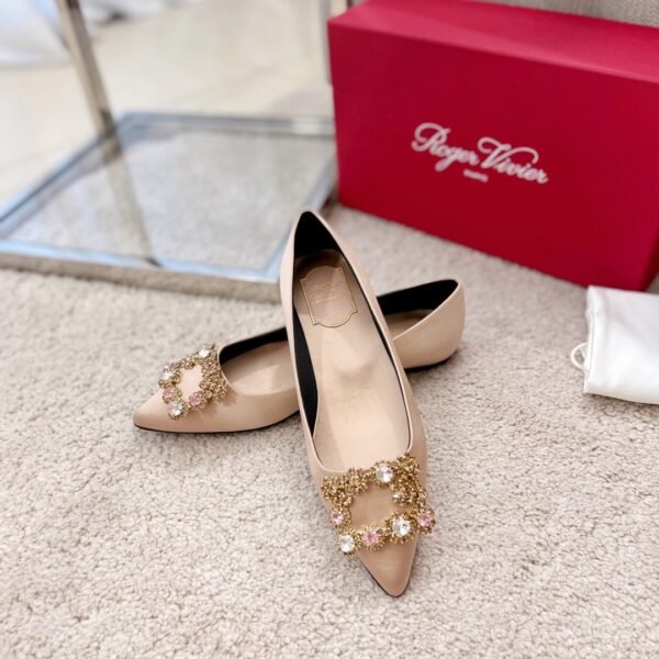 Roger Vivier - Image 7