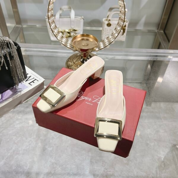 Roger Vivier - Image 7