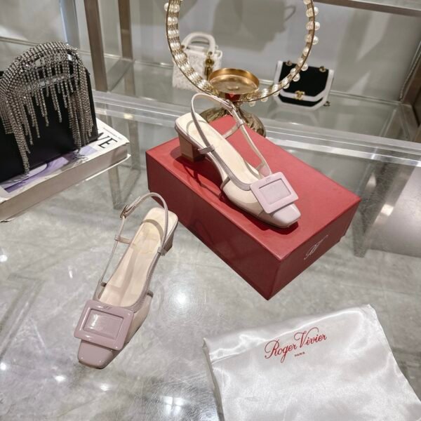 Roger Vivier - Image 3