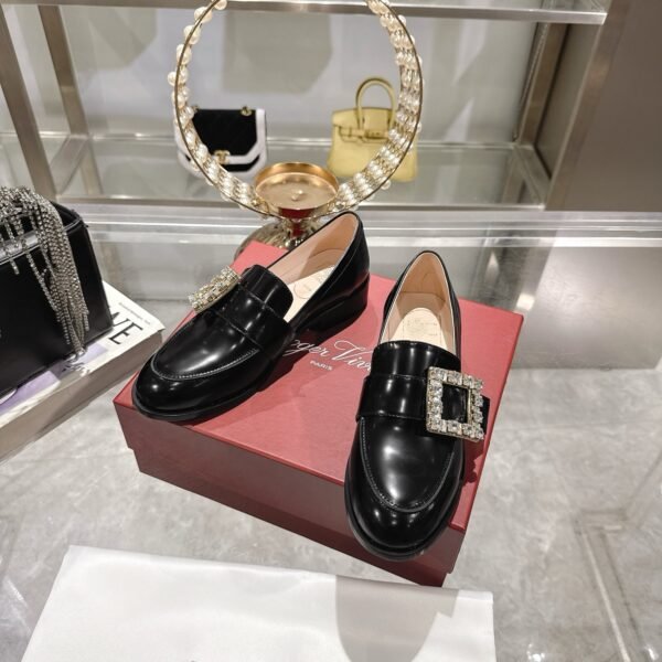 Roger Vivier - Image 7