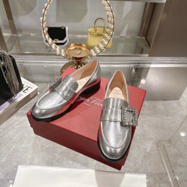 Roger Vivier - Image 7