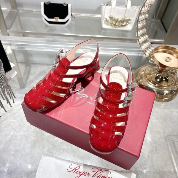 Roger Vivier - Image 7