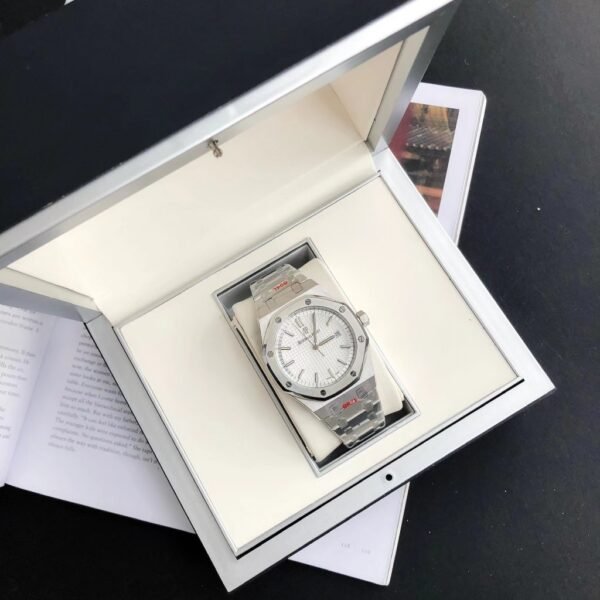 Audemars Piguet - Image 3