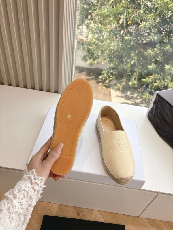 CELINE - Image 7