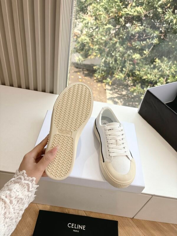 CELINE - Image 7