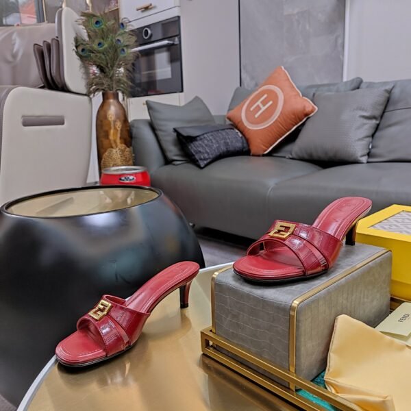 FENDI - Image 7