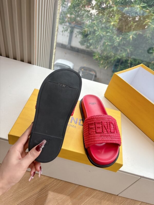 FENDI - Image 7