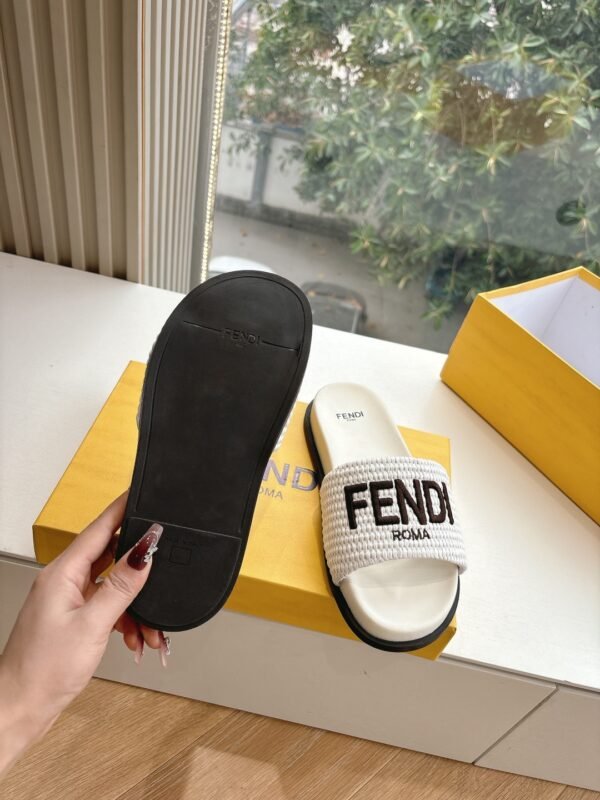 FENDI - Image 7