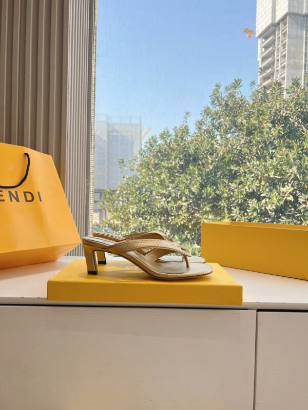 FENDI - Image 7