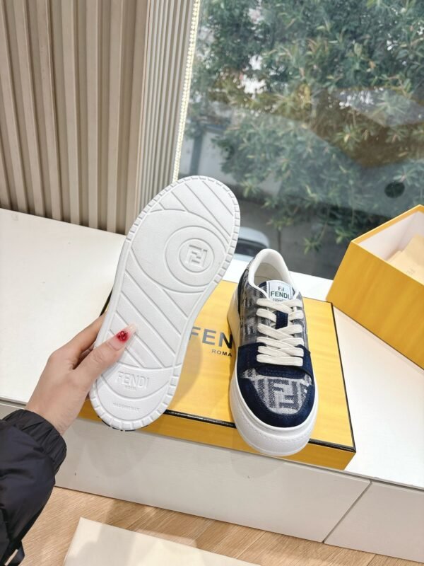 FENDI - Image 7