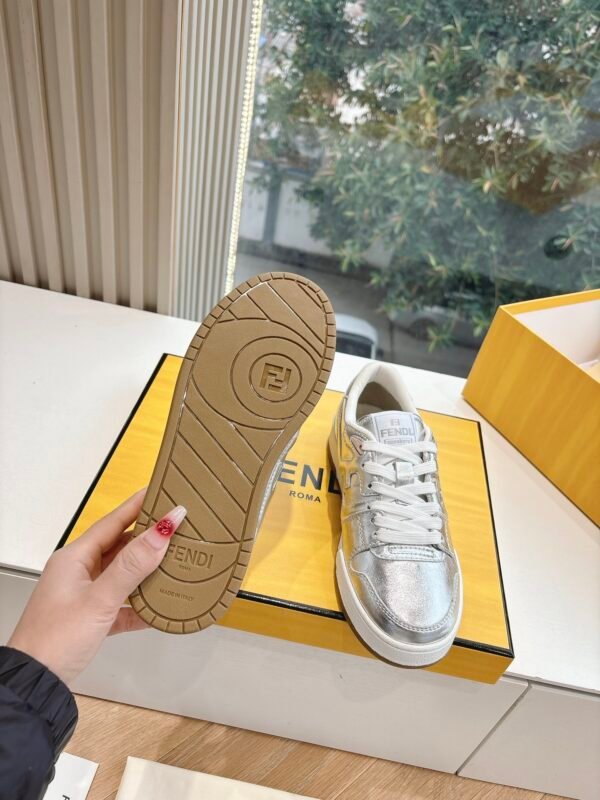FENDI - Image 7
