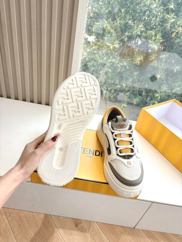 FENDI - Image 7