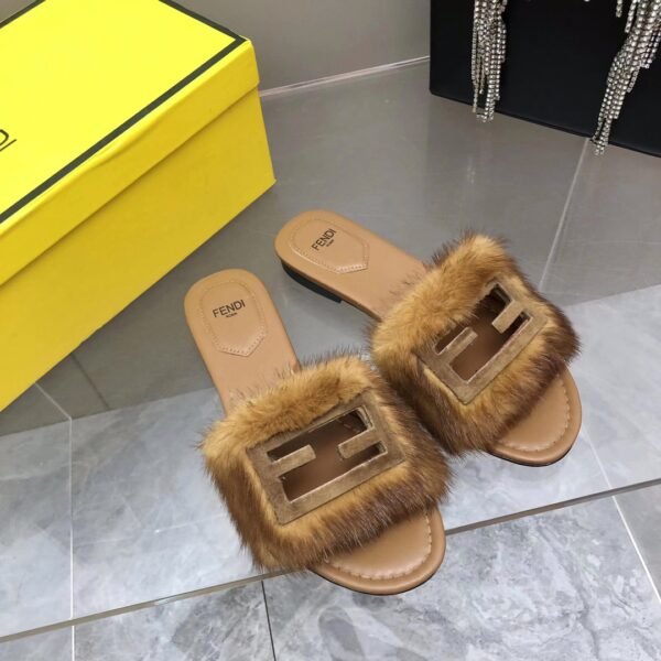 FENDI - Image 7