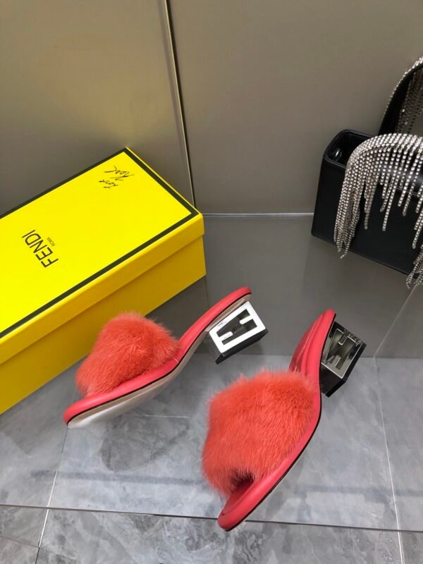 FENDI - Image 7