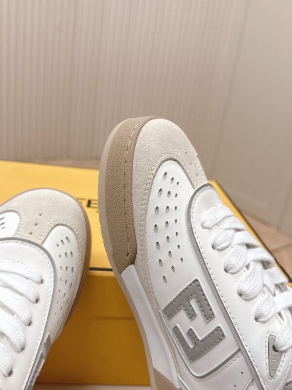 FENDI - Image 7