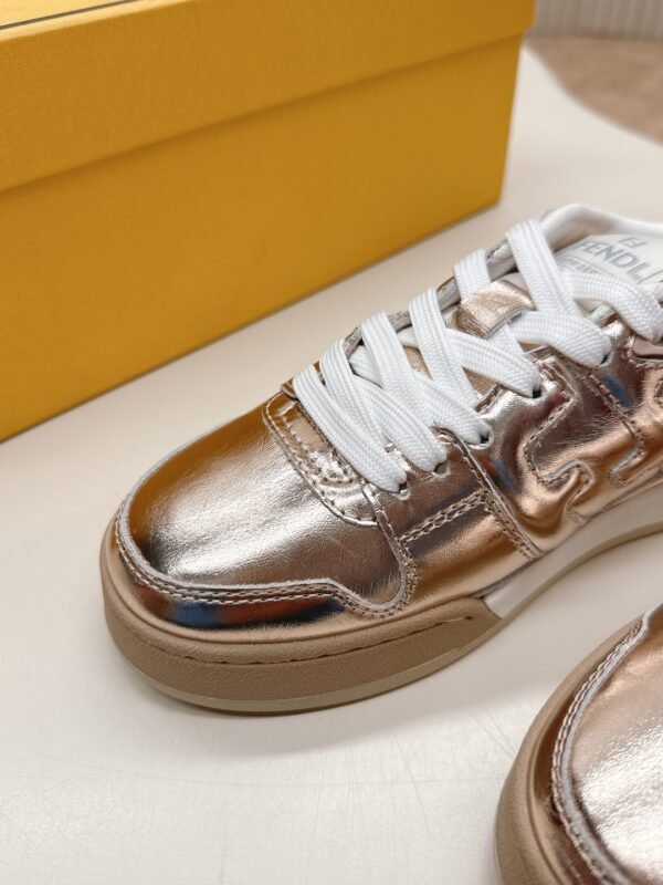 FENDI - Image 7