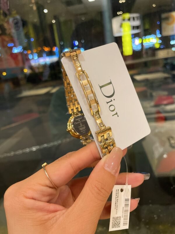 Dior - Image 7