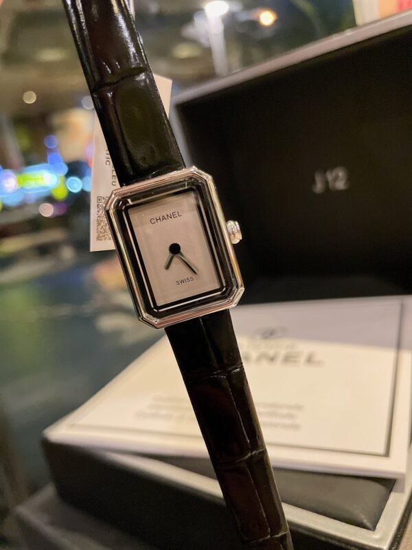 CHANEL - Image 7