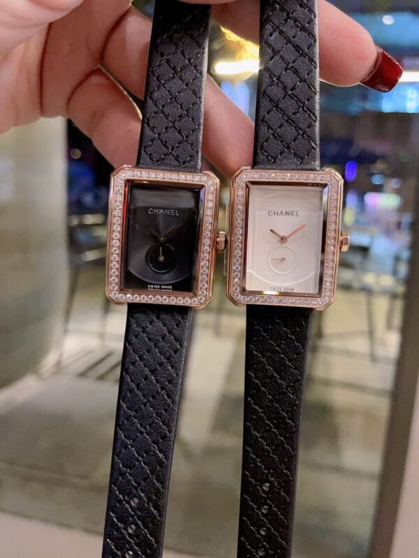 CHANEL - Image 3