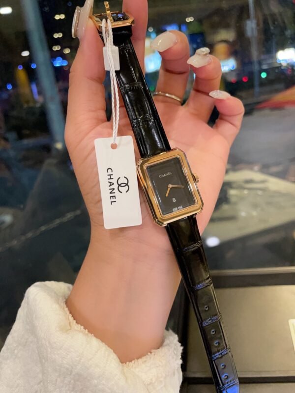 CHANEL - Image 7