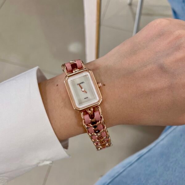 CHANEL - Image 3