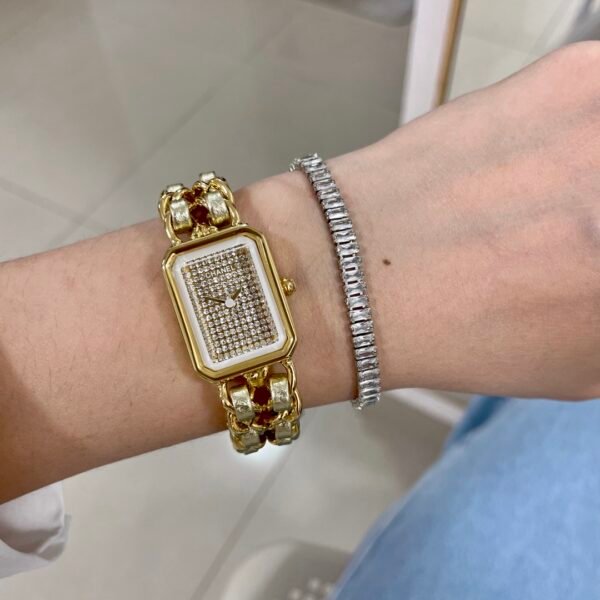 CHANEL - Image 3