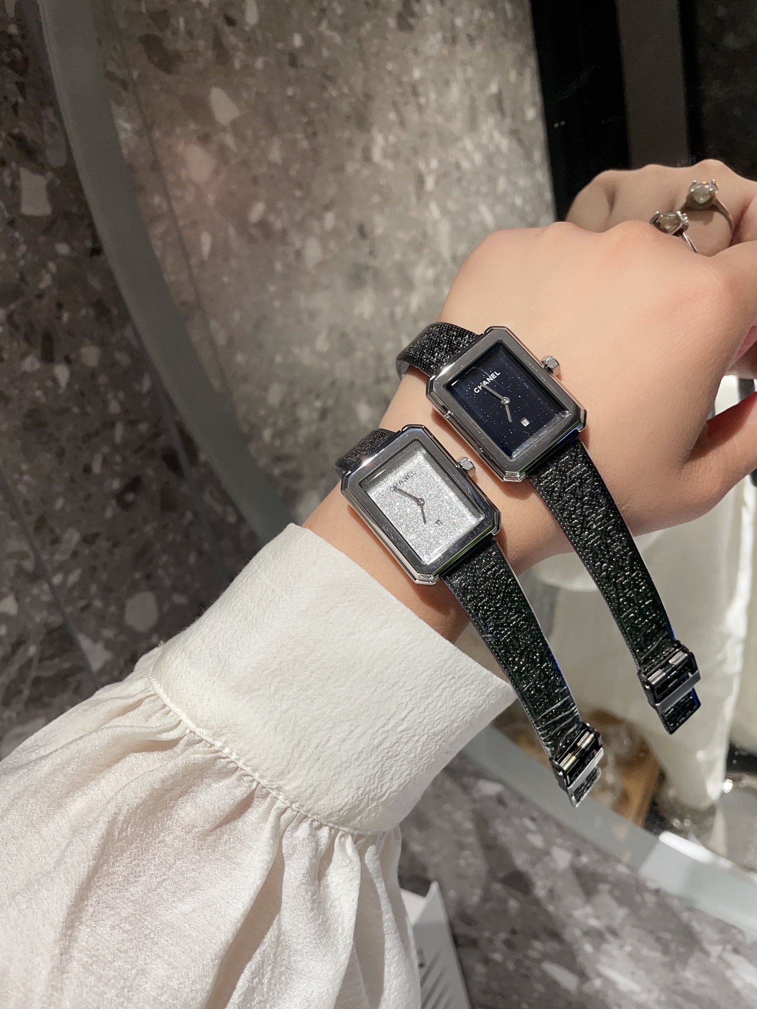 CHANEL - Image 3