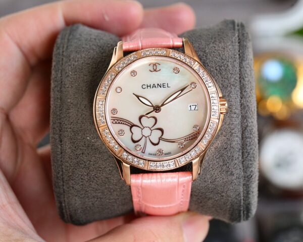 CHANEL - Image 3