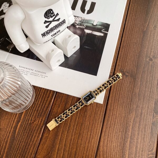 CHANEL - Image 7
