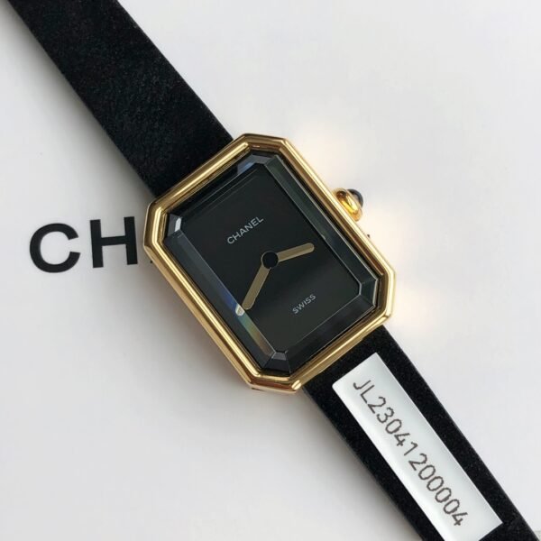 CHANEL - Image 7