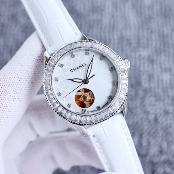 CHANEL - Image 7