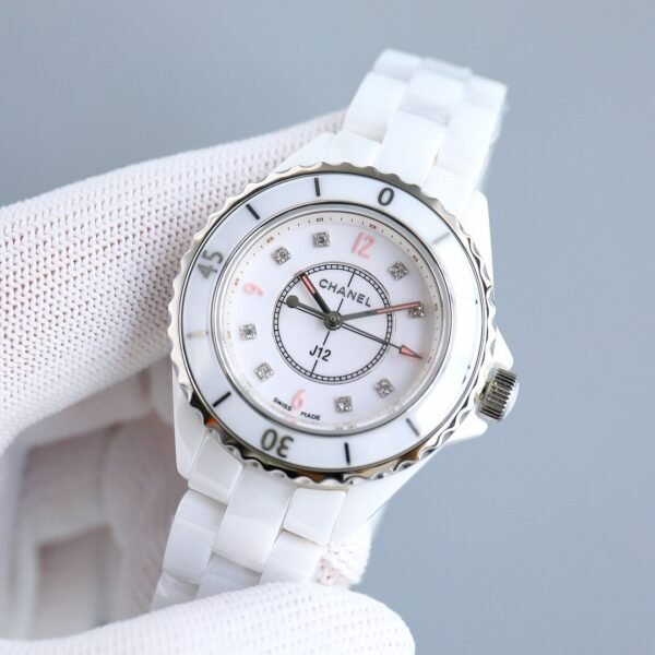 CHANEL - Image 7