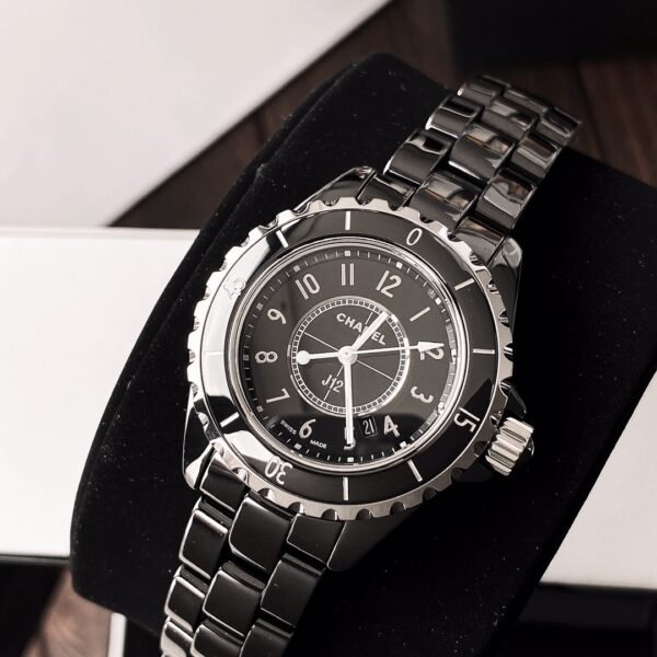 CHANEL - Image 3