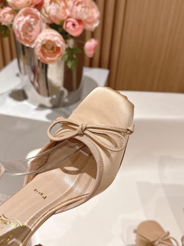 Christian Louboutin - Image 7