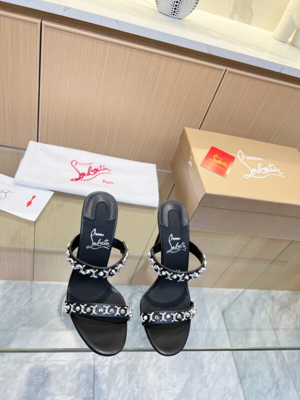 Christian Louboutin - Image 7