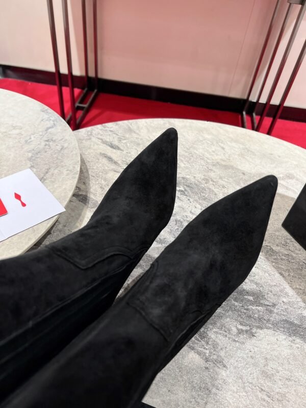 Christian Louboutin - Image 2