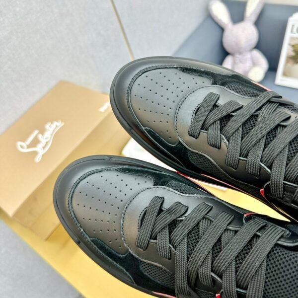 Christian Louboutin - Image 7